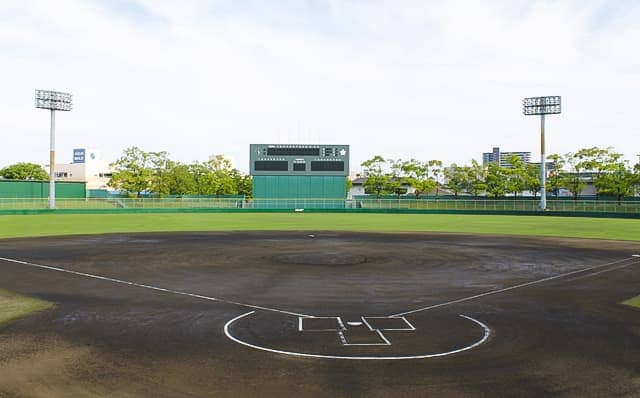 大垣市北公園野球場