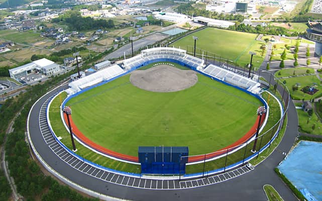 中津川公園野球場