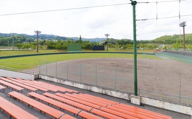土岐市総合公園野球場