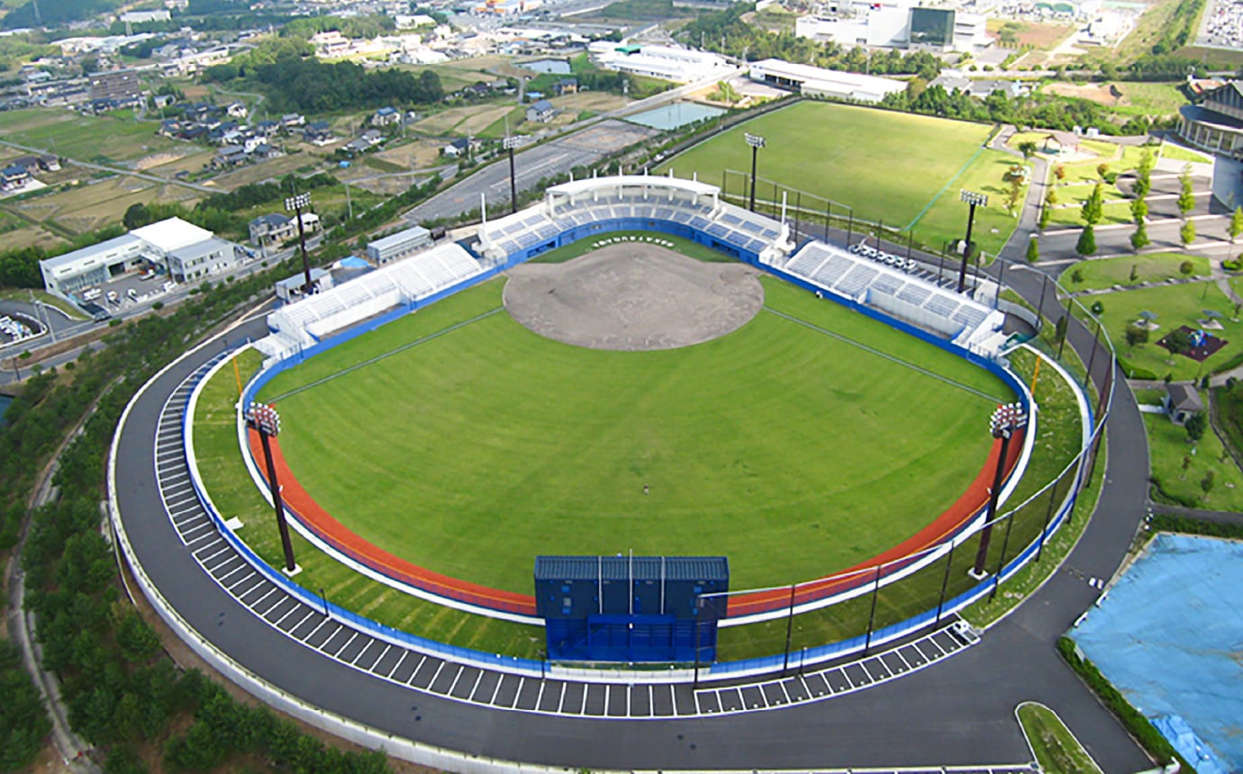 中津川公園野球場